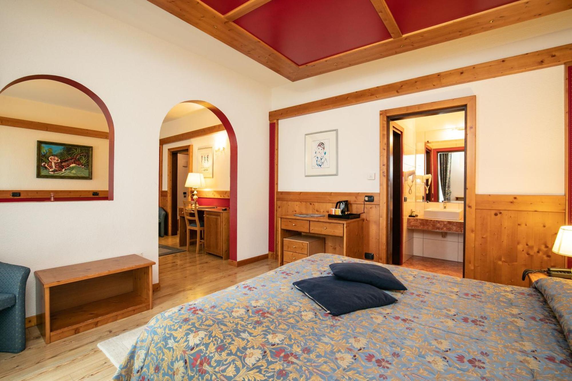 G. Hotel Des Alpes San Martino Di Castrozza Kültér fotó